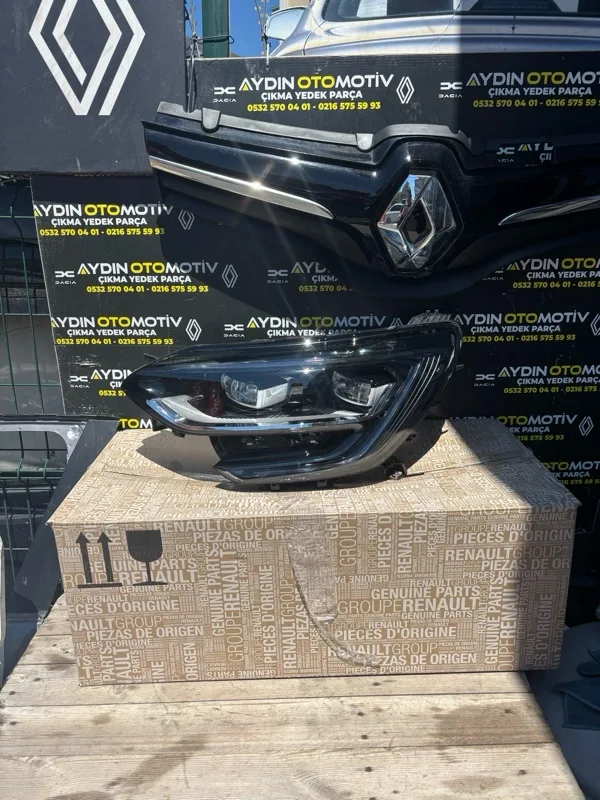 Renault Megane 4 Megane 4-IV 2016-2020 İcon Ön Sol Far Lambası  260605103R - 260604423R - 260602075R -Renault Mais - Aydın Otomotiv
