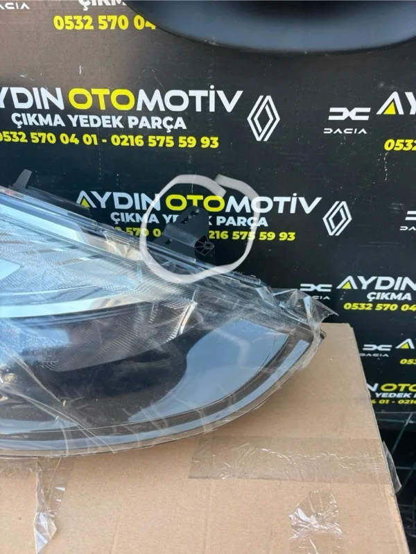 Renault Clio 4 Clio 4-IV 2016-2020 Sağ Ön Far Lambası İçi Siyah  260103421R -Renault Mais çıkma parça - Aydın Otomotiv - görsel 2