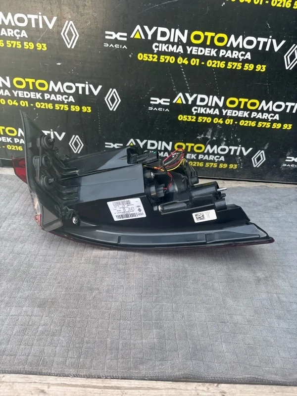 Renault Megane 4 Megane 4-IV 2016-2025 Sedan Sağ Dış Stop Lambası Sökme Hatasız 265507297R -Renault Mais çıkma parça - Aydın Otomotiv - görsel 3