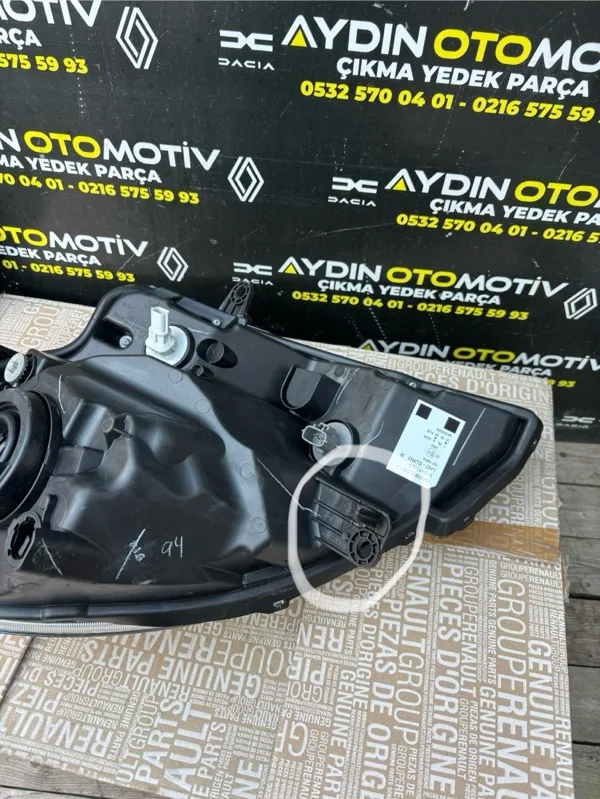 Renault Kangoo 3 Kango 3-III 2008-2012 Sağ Ön Far Lambası 7701068178 -Renault Mais - Aydın Otomotiv