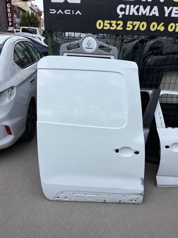 Renault Express Express 2020-2024 Sağ Arka Sürgülü Kapı Beyaz 821006065R - Renault Mais - Aydın Otomotiv